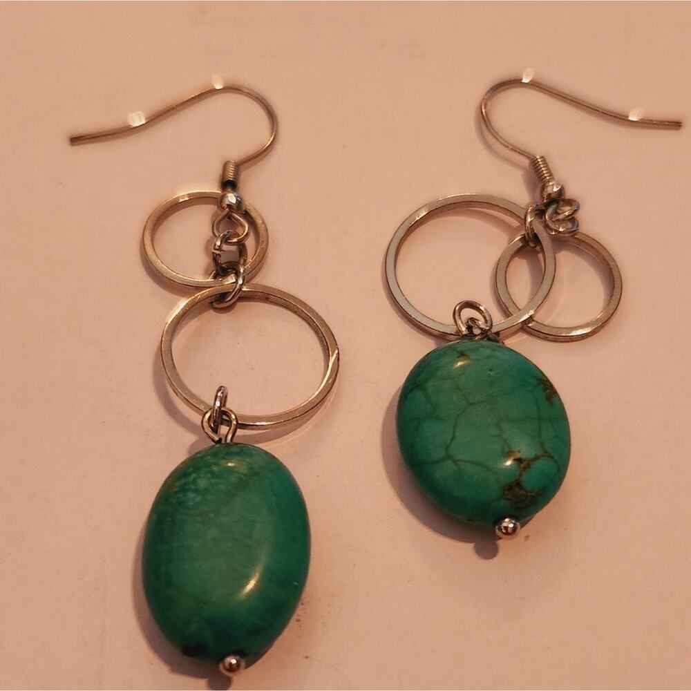 Turquoise dangle earrings - Picture 2 of 5